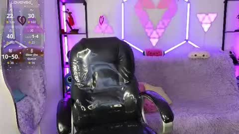 kathie_lozada online show from August 12, 2:25 am