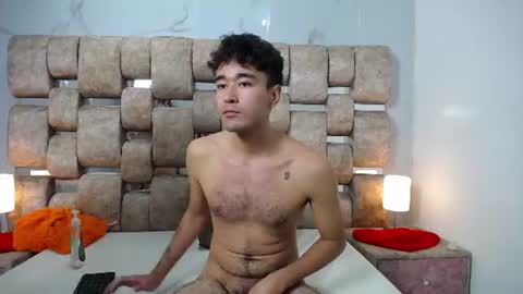 Kaht y Aiden online show from August 13, 8:23 pm