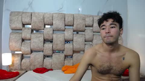 Kaht y Aiden online show from August 14, 9:29 pm