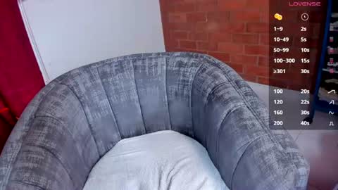 katia_12_ online show from August 5, 9:35 pm