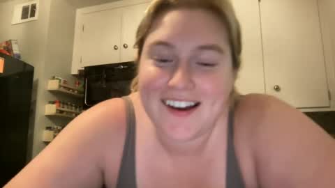 katiecopper27 online show from July 13, 11:43 pm