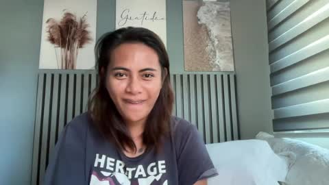 katiefrox  online show from July 18, 6:03 am