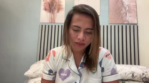 katiefrox  online show from July 31, 11:16 am