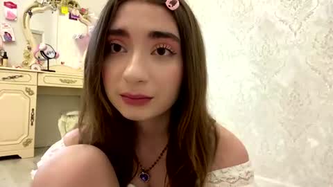 Poly online show from August 8, 3:23 pm
