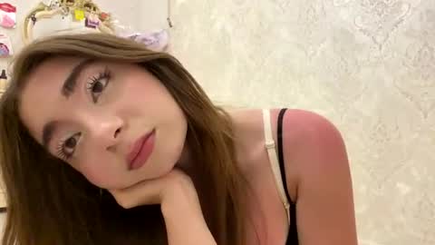 Poly online show from August 11, 8:22 pm
