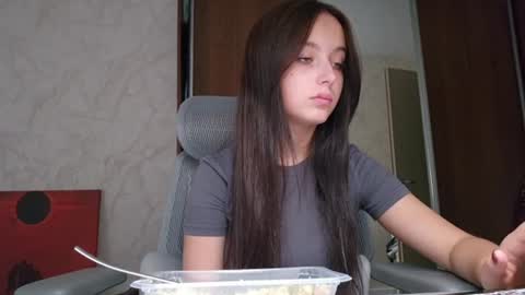 katinalann online show from August 14, 11:03 am