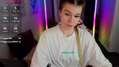 Amy online show from August 12, 3:09 am