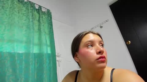 katrinaysanti online show from August 15, 4:11 pm