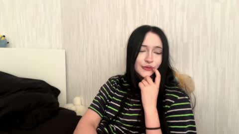 katrineb online show from July 10, 1:11 am