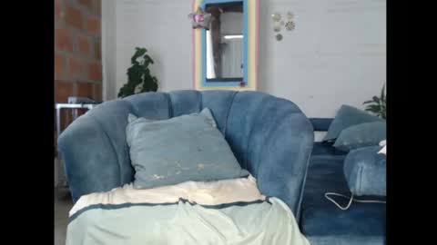 kat online show from August 7, 4:07 pm