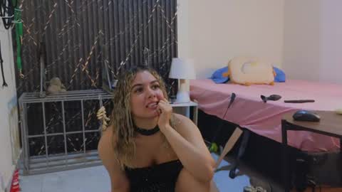 Katt  online show from July 11, 6:36 pm