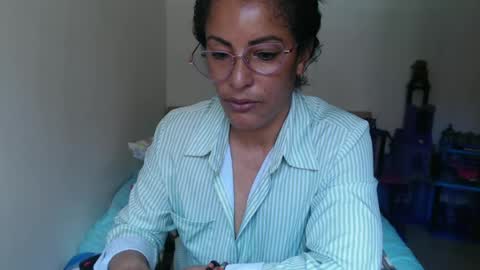KattleyaGrey online show from August 14, 5:38 pm