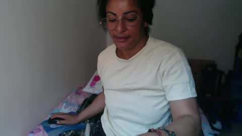 KattleyaGrey online show from August 15, 2:32 pm