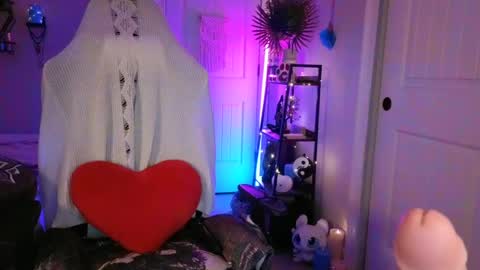 Josie live show Tuesday Wednesday and Thursday online show from June 20, 1:16 am