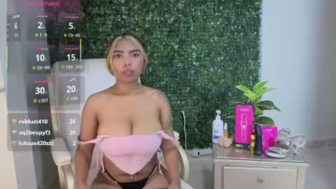 katy_love222 online show from June 6, 9:42 pm