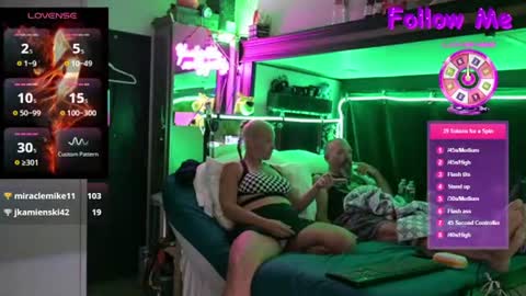 katycouple69 online show from July 5, 5:21 am
