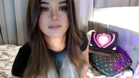 kat online show from August 11, 2:30 pm