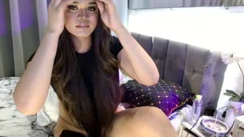kat online show from August 11, 9:06 pm