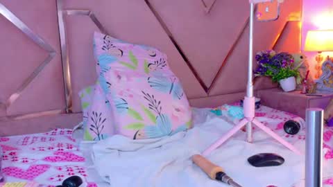 lilii-pety online show from July 9, 3:11 am