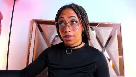 katyortiz online show from August 14, 1:15 pm