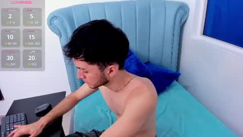 kavencastro online show from July 27, 1:05 pm