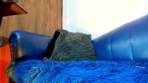kavencastro online show from July 30, 5:26 am