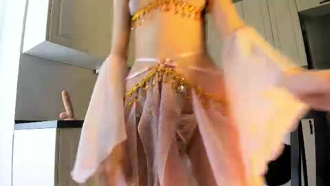 mai online show from July 17, 5:02 pm
