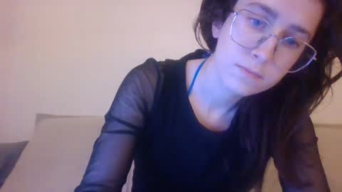 kawaii snowflake online show from July 5, 9:51 pm