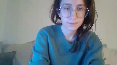 kawaii snowflake online show from July 13, 3:46 am
