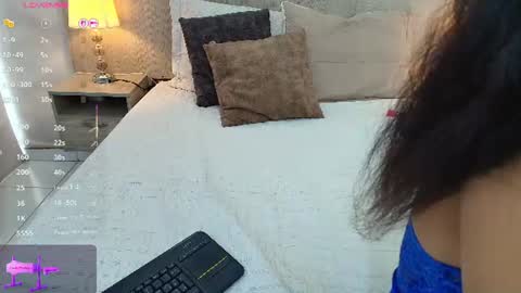   online show from September 4, 2:54 pm