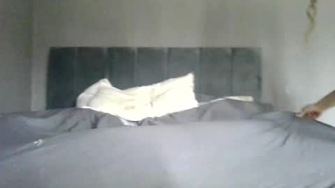 kayalewiss online show from August 6, 1:32 pm