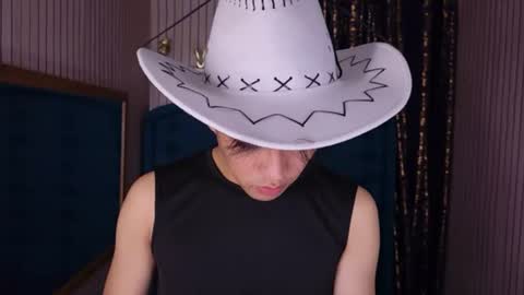 kaydee_kepler online show from August 14, 9:18 pm
