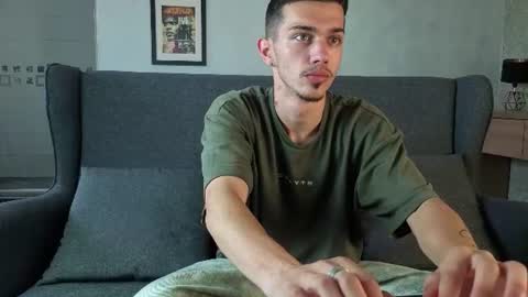 KaydenDrew online show from August 13, 9:23 am