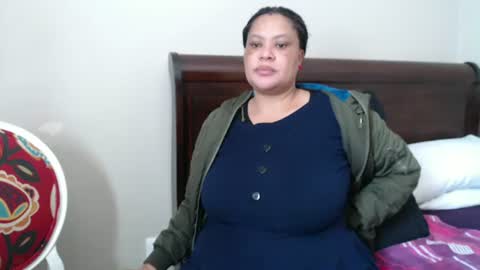 kayla online show from August 4, 10:34 am