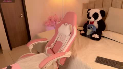 Kayla  online show from July 6, 9:40 pm