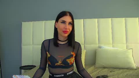 Kayla online show from August 11, 11:56 am