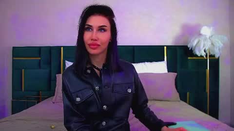 Kayla online show from August 12, 12:51 pm