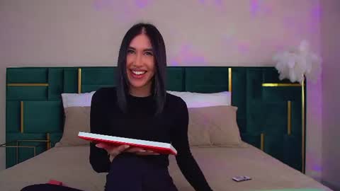 Kayla online show from August 15, 6:12 pm