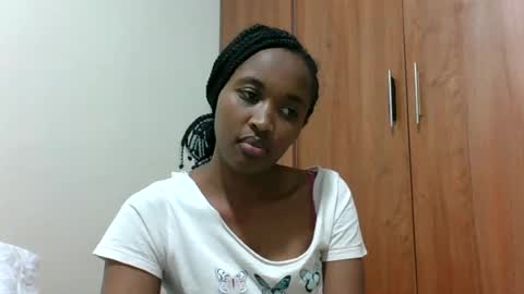 kaylar online show from July 25, 7:18 pm