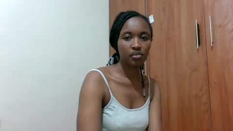 kaylar online show from July 26, 6:35 pm