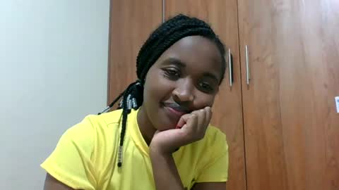 kaylar online show from July 30, 4:47 pm