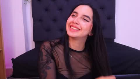 kaylee_lee online show from August 5, 5:49 am