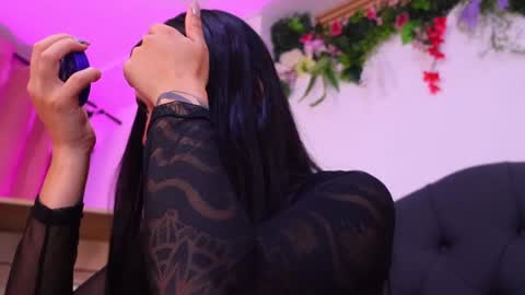 kaylee_lee online show from August 5, 6:55 am