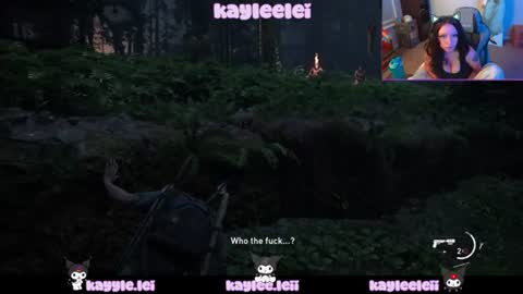 kayleelei online show from August 12, 2:25 am