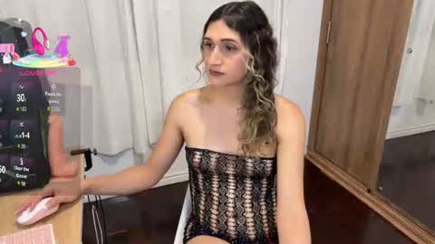 Kaylee Sims online show from June 30, 3:51 am