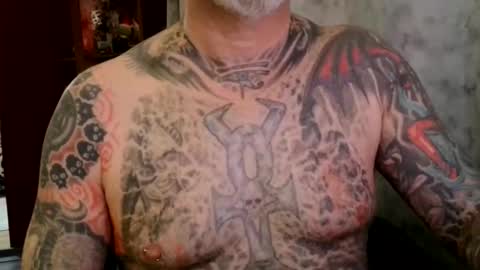 keeeeeeeeeeeeef online show from May 25, 10:32 pm