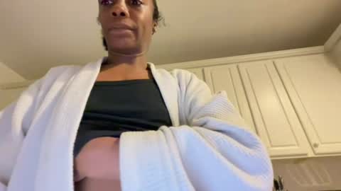 Keephimcum69me online show from August 13, 9:34 am