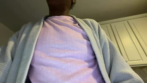 Keephimcum69me online show from August 16, 10:41 am