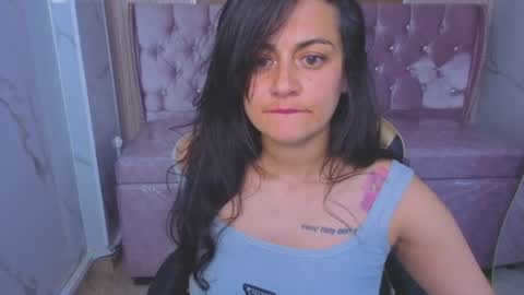 keilyy_b online show from August 2, 12:28 am