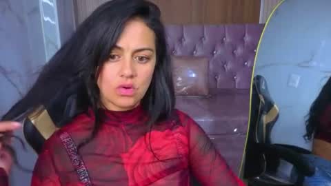 keilyy_b online show from August 9, 9:32 am